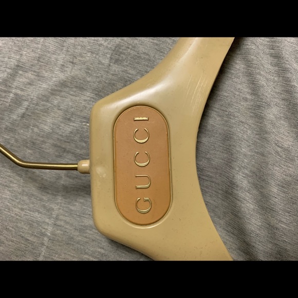 Gucci Hanger - Picture 2 of 2
